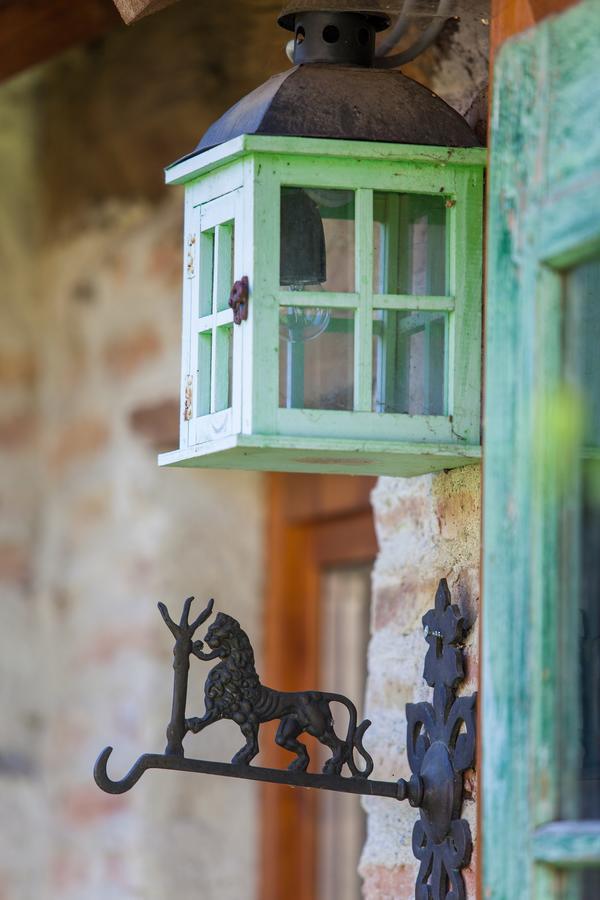 Dominic Boutique - Atelier Guest House Cloasterf Bagian luar foto