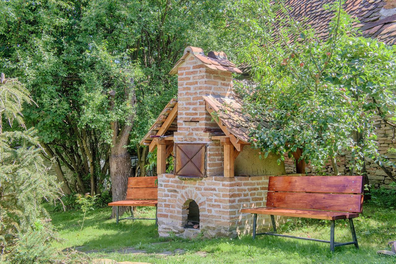 Dominic Boutique - Atelier Guest House Cloasterf Bagian luar foto